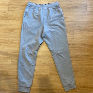 Gray men’s lululemon intent joggers